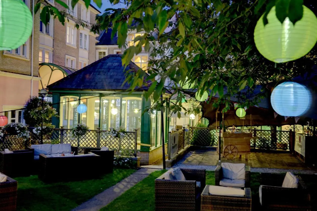 Norfolk Royale Hotel 伯恩茅斯