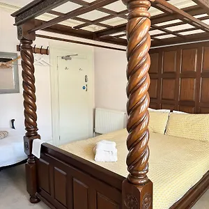 Hotel The Boho - 4 Min Walk To & Town, Bournemouth